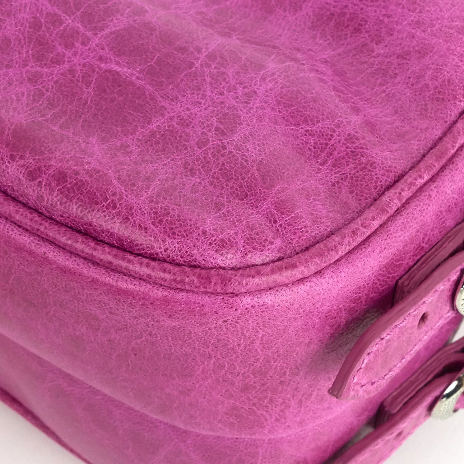 Giant 12 Chic Agneau Leather Bag