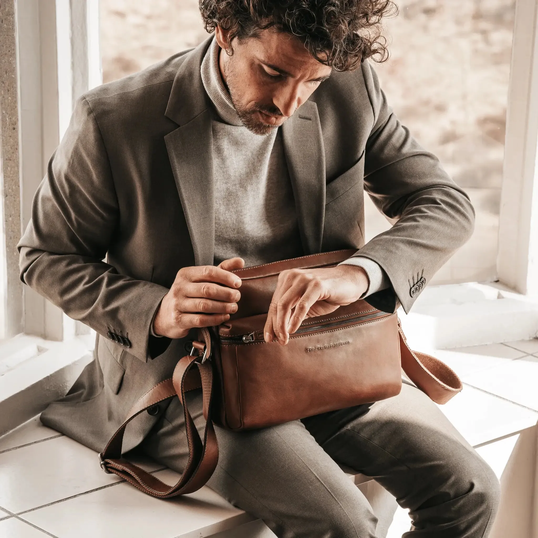 Leather Shoulder Bag Cognac Novara