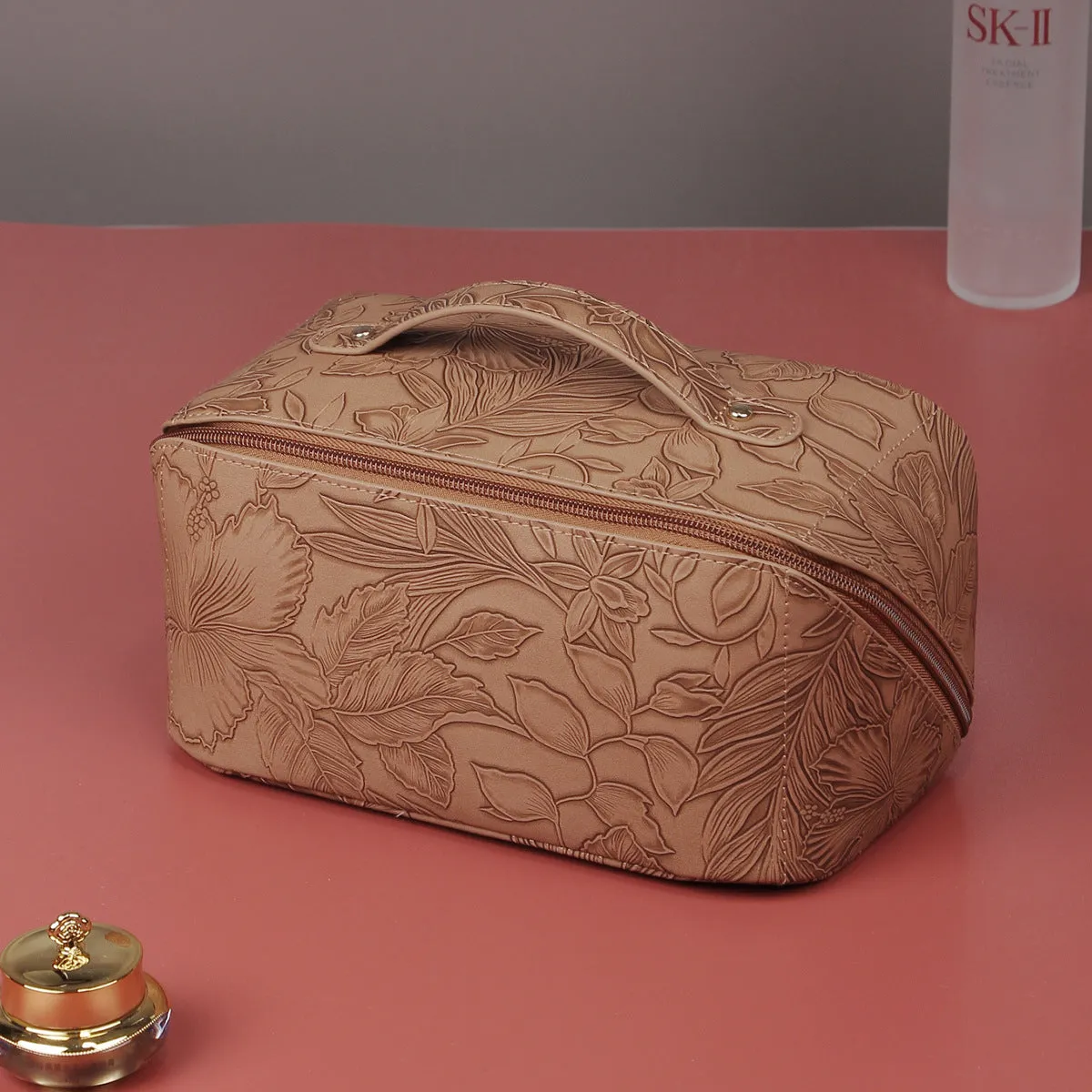 PU leather large capacity multi-function retro style three-dimensional embossed cosmetic bag advanced
