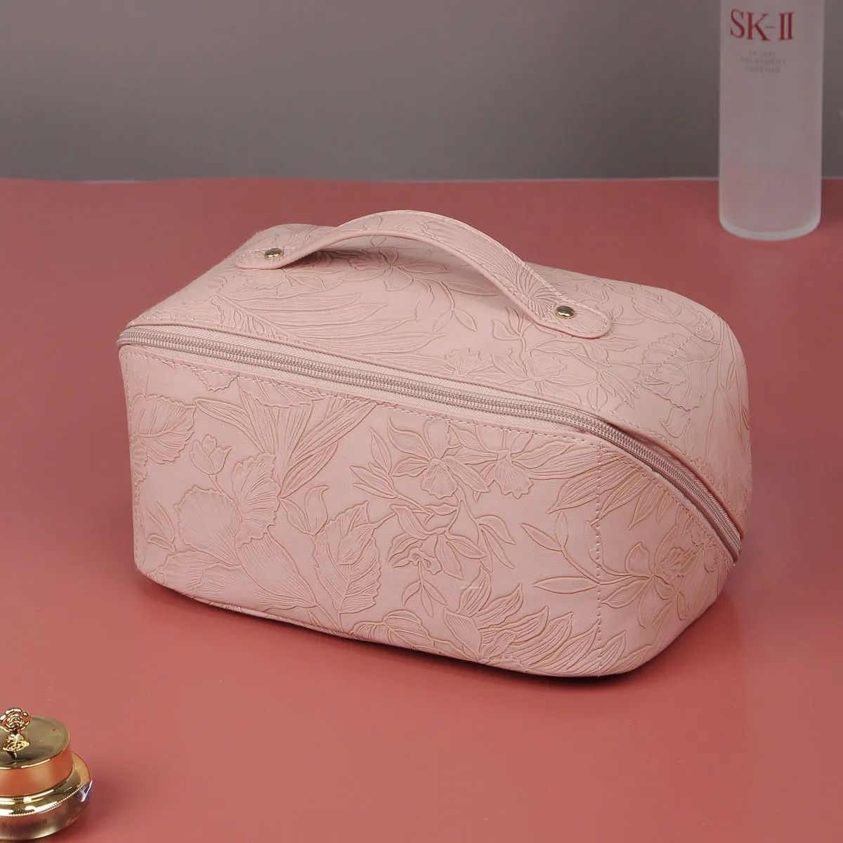 PU leather large capacity multi-function retro style three-dimensional embossed cosmetic bag advanced